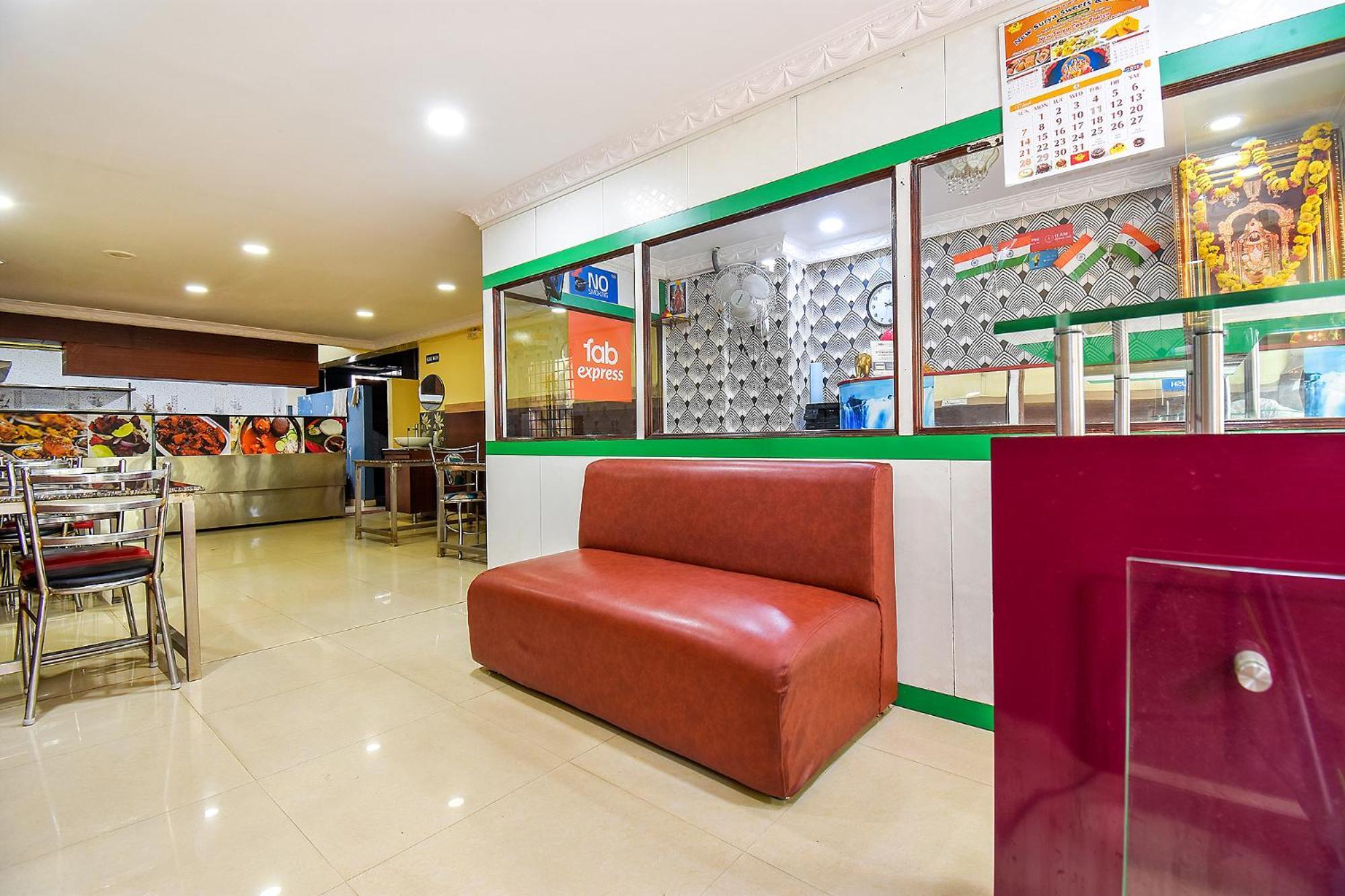 Fabexpress Ivory Pearl - Btm Layout, Nr Forum Mall Bangalore Extérieur photo