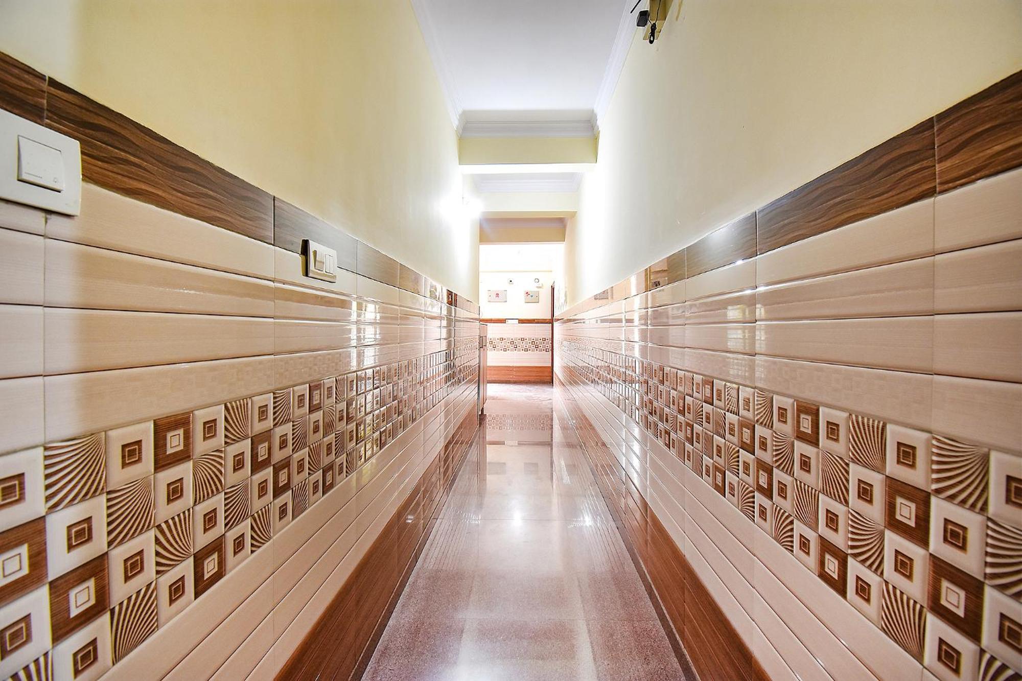 Fabexpress Ivory Pearl - Btm Layout, Nr Forum Mall Bangalore Extérieur photo