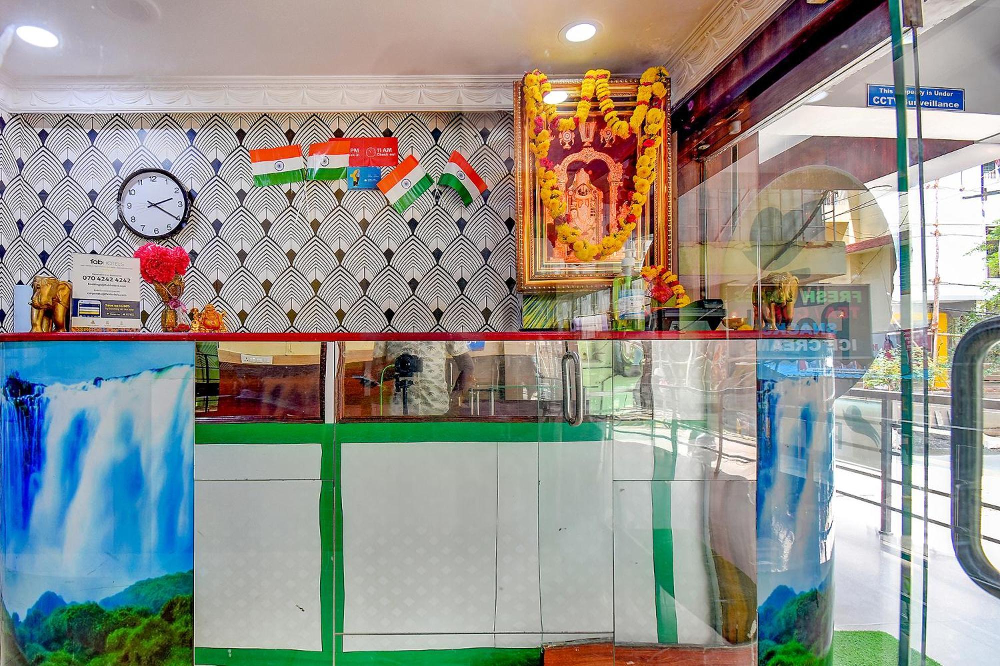 Fabexpress Ivory Pearl - Btm Layout, Nr Forum Mall Bangalore Extérieur photo