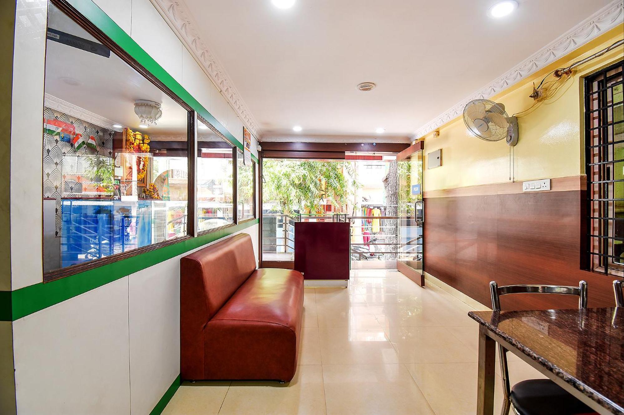 Fabexpress Ivory Pearl - Btm Layout, Nr Forum Mall Bangalore Extérieur photo
